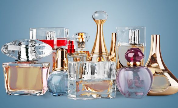 15 Easy Ways to Get Free Perfume Samples Online