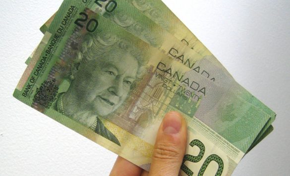 12 Easy Ways for Canadians to Make Extra Money Online