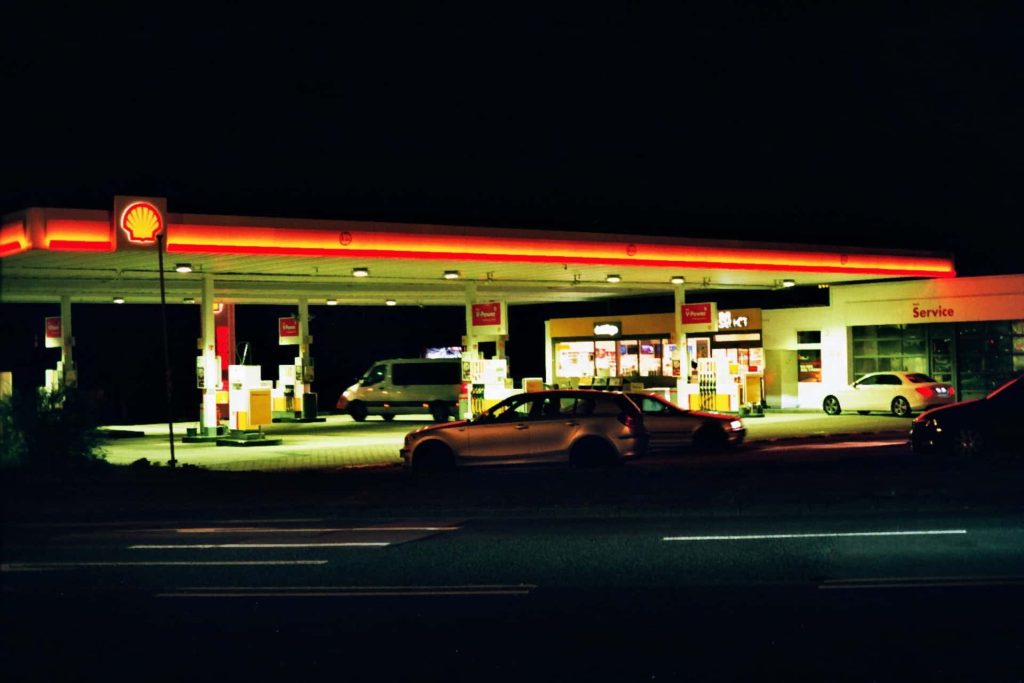 35 Gas Stations that Take Apple Pay & How to Find More Near You! 