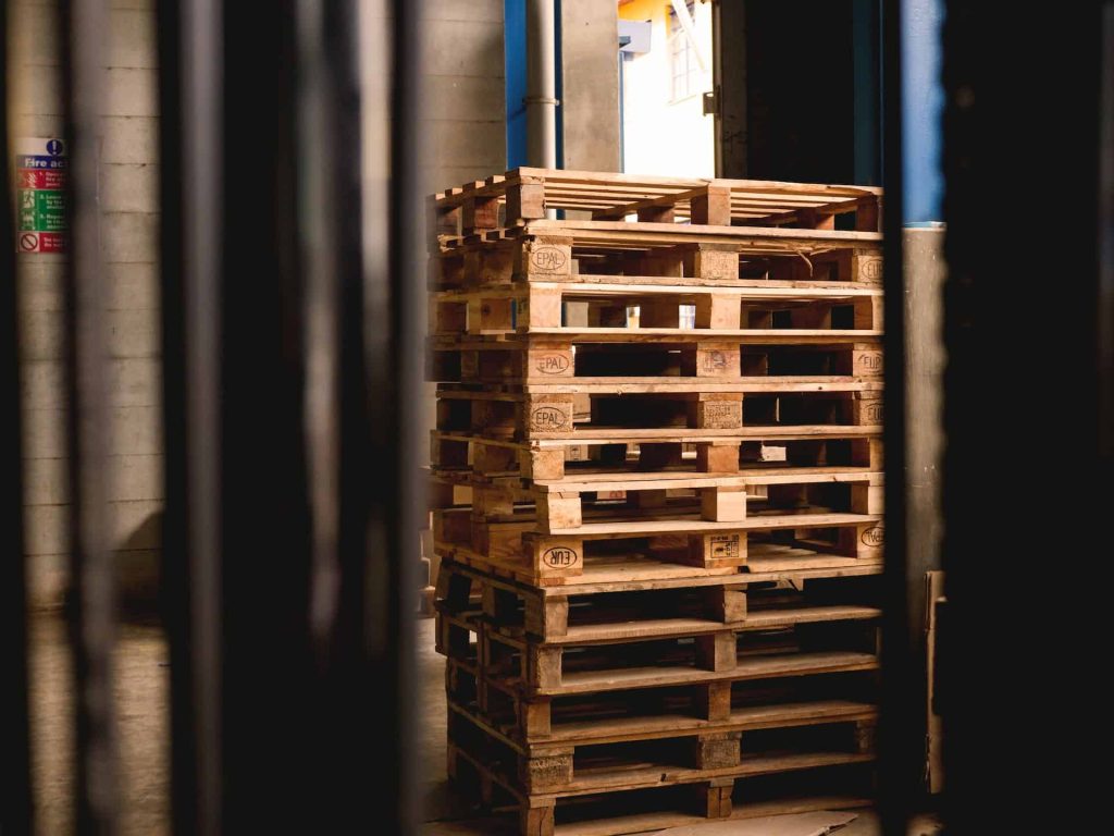 20 Places to Get Wooden Crates for Free (Near You)