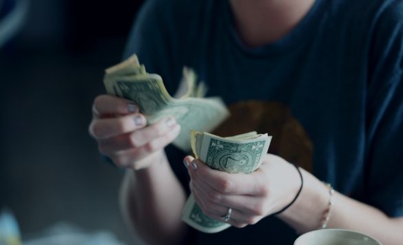 16 Ways to Save Money in College