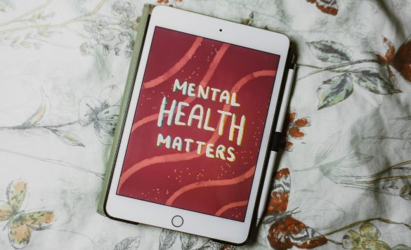 Managing Mental Health: 17 Tips for Full-Time Digital Workers