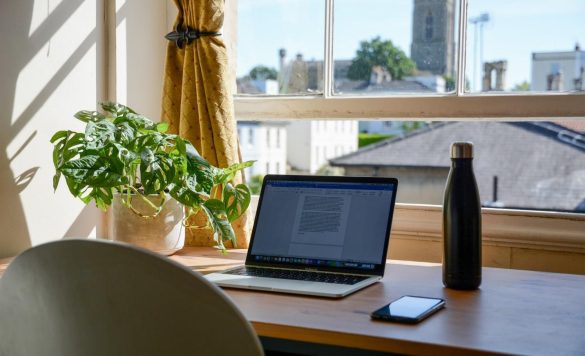 15 Easy Work-From-Home Computer Jobs